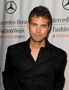 Drew Seeley : andrew_seeley_1239230112.jpg