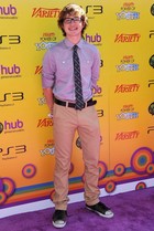 Angus T. Jones : angus-t-jones-1341188219.jpg