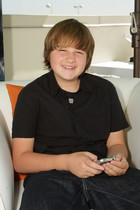 Angus T. Jones : angustjones_1271620112.jpg