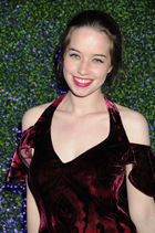 Anna Popplewell : anna-popplewell-1334073012.jpg