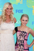 AnnaSophia Robb : annasophia-robb-1323224617.jpg