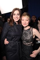 Anne Hathaway : TI4U1374515110.jpg