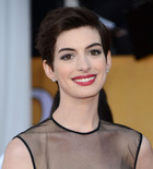 Anne Hathaway : anne-hathaway-1360233291.jpg