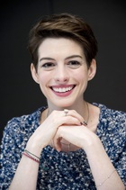 Anne Hathaway : anne-hathaway-1360235921.jpg