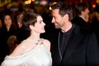 Anne Hathaway : anne-hathaway-1360238023.jpg