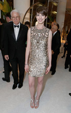 Anne Hathaway : anne-hathaway-1361340429.jpg