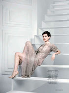 Anne Hathaway : anne-hathaway-1361780285.jpg