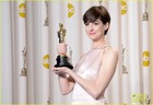 Anne Hathaway : anne-hathaway-1361850687.jpg