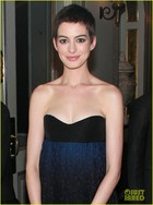 Anne Hathaway : anne-hathaway-1363343333.jpg