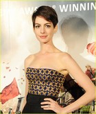 Anne Hathaway : anne-hathaway-1363343335.jpg