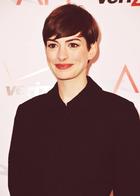 Anne Hathaway : anne-hathaway-1363645627.jpg