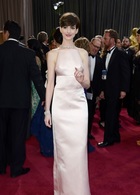 Anne Hathaway : anne-hathaway-1363888188.jpg