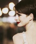 Anne Hathaway : anne-hathaway-1364272226.jpg