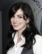 Anne Hathaway : anne-hathaway-1378056146.jpg