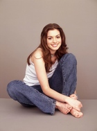 Anne Hathaway : anne-hathaway-1378056923.jpg