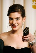 Anne Hathaway : anne-hathaway-1379111736.jpg