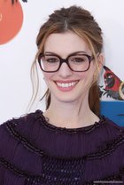 Anne Hathaway : anne-hathaway-1379111764.jpg