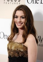 Anne Hathaway : anne-hathaway-1379111779.jpg