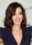 Anne Hathaway : anne-hathaway-1379529118.jpg