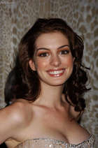 Anne Hathaway : anne-hathaway-1379618663.jpg