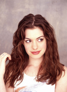 Anne Hathaway : anne-hathaway-1396724195.jpg