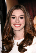 Anne Hathaway : anne-hathaway-1396793327.jpg