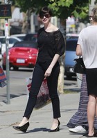 Anne Hathaway : anne-hathaway-1401989028.jpg