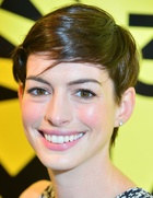 Anne Hathaway : anne-hathaway-1408896497.jpg