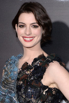 Anne Hathaway : anne-hathaway-1415392414.jpg