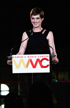 Anne Hathaway : anne-hathaway-1421174303.jpg