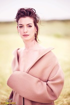 Anne Hathaway : anne-hathaway-1443991416.jpg