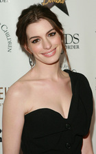 Anne Hathaway : anne_hathaway_1261173492.jpg