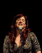 Anneliese van der Pol : anneliese-van-der-pol-1316035752.jpg