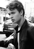 Ansel Elgort : ansel-elgort-1399760174.jpg