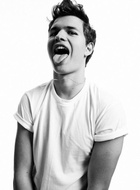 Ansel Elgort : ansel-elgort-1411777348.jpg