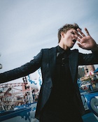 Ansel Elgort : ansel-elgort-1497837961.jpg