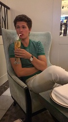 Ansel Elgort : ansel-elgort-1499720761.jpg