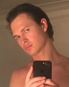 Ansel Elgort : ansel-elgort-1559429822.jpg