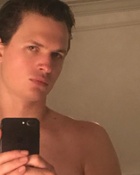 Ansel Elgort : ansel-elgort-1559438821.jpg