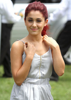 Ariana Grande : ariana-grande-1335505103.jpg