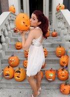 Ariana Grande : ariana-grande-1335597283.jpg