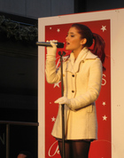 Ariana Grande : ariana-grande-1335600969.jpg