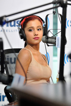 Ariana Grande : ariana-grande-1335847691.jpg