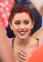 Ariana Grande : ariana-grande-1335851126.jpg