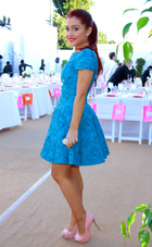 Ariana Grande : ariana-grande-1335896533.jpg