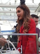 Ariana Grande : ariana-grande-1385482193.jpg