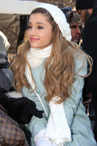 Ariana Grande : ariana-grande-1385907240.jpg