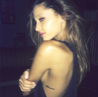 Ariana Grande : ariana-grande-1396180384.jpg