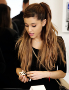 Ariana Grande : ariana-grande-1400955744.jpg