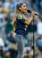 Ariana Grande : ariana-grande-1414429049.jpg